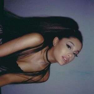 Meet your Posher, Dina